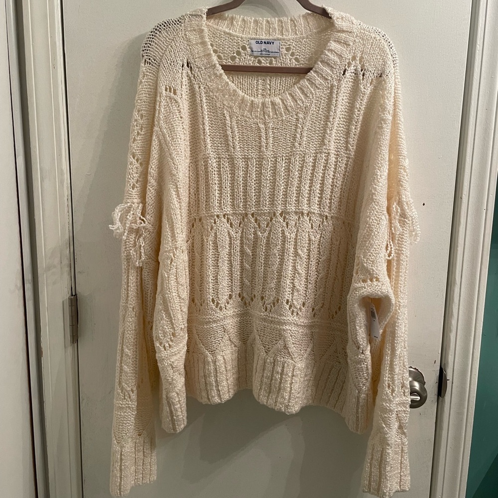 Old navy sweater